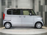 車両本体価格以外に必要な諸費用を含めたお支払総額を表示しています。車両本体価格は安いけれど諸費用が高い!!なんてことにならないよう購入に必要な金額=総額をご確認ください。