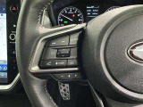 ステアリングスイッチ装備!運転しながら手元でオーディオの操作などができます。