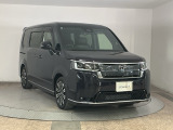 車が大好きなスタッフが心をこめて接客いたします。お客様一人一人のお車に対する思いや気持ちをうかがい、充実した時間が過ごせるよう努めます。