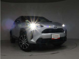 高輝度で点灯速度が速いLEDヘッドライト装備!LEDの明るい光が走行中の視界の確保をサポートして、夜のドライブがより楽しく安全に運転できます♪
