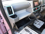お電話での来店予約や1日車検のご予約も受け付け中です。カーセンサーフリーダイアルもご用意致しております。不明な点などもございましたらお気軽にお電話下さい。