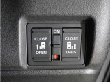 ◆両側電動スライドドア◆狭い駐車場でも乗り降りが楽々♪お子様が隣の車にドアを当ててしまう心配もございません!小さなお子様連れの方もこれで安心。
