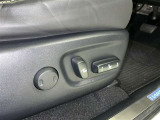 パワーシート搭載。微妙な調整が手軽にでき、ピッタリのポジションで運転することが可能です。
