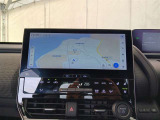 ディスプレイオーディオを装備。スマホとクルマをつなぐことで、これまでのナビに加えて、いろんなサービスが楽しめます。