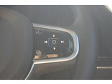 最新の音声認識技術により、自然に話しかけるだけであなたの指示を理解します。特定の言い回しを憶えておく必要はなく、エアコンナビゲーションエンターテイメントなどを、ボイスコントロールで操作できます。