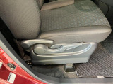 延長保証につきましてはお求めいただく車両によって保証料が異なりますので、当店スタッフまでお気軽にお問い合わせくださいませ。