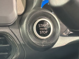 ワンプッシュでエンジンのスタート、ストップが出来て便利です。