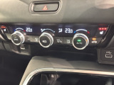 フロント両席にはシートヒーターが付いています!寒い日に便利な装備ですね。