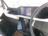 操作しやすい運転席廻り!操作パネルも使いやすい!!ドライブが楽しくなりますっ