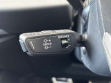 ●アダプティブクルーズコントロール『設定した速度で前方車両に追いつくと、安全な車間距離を自動で調整して前方車両を追従します。長距離ドライブでの疲労を軽減する大変重宝する機能です。』