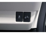【横滑り防止装置】ドライバーの安全運転をアシストしてくれる装備が充実しています☆ドライバーの不安を安心へと変えてくれますね。