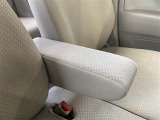当店のお車をご覧いただきましてありがとうございます。お車についてのご質問やお見積りのご依頼、ご購入にあたってのご相談などは無料電話(0078-6002-312860)にお気軽にお問い合わせ下さい!