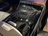 *認定中古車「サーティファイドカー」では、万一お車が故障した場合も、ご購入後2年間は走行距離にかかわらずメルセデス・ベンツ正規サービスネットワークで無料修理いたします。