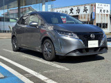 【車検・点検もおまかせください】 お買い上げ頂いたお車の整備も当社工場で行います。ディーラー基準の安心な整備でお客様の車検・点検もサポートします。