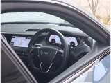 ■Vorsprung durch Technik■&ldquo;Vorsprung durch Technik(技術による先進)&rdquo;というスローガンのもと生み出された、走りの愉しみを最大限に引き出す数えきれないイノベーション。
