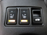 運転席・助手席にはシートヒーター機能が内蔵されています。