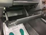■POINT■写真で見るよりも現車を 現車をみると写真で見ていたイメージとは少し違う部分もございます。また写真ではわからなかった車の魅力にも気づくことができるので、ぜひご来店ください!