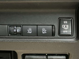 両側オートスライドドアです!!運転席からもリモコンキーでもスライドドアを操作することが可能です!