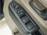 ◆パワーウィンドウスイッチ◆運転席から全席の窓の開閉操作を行うことが出来いつでも換気ができます!