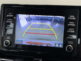 【バックモニター】 車庫入れの後方確認や、バックで駐車場に出入りの際等に後方を確認するのをお手伝いできます