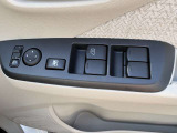 ☆お車についた傷やヘコミ、事故の修理もハヤシにお任せください。自社鈑金工場で修理ができますの安心です☆