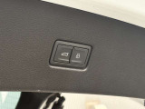 Audi正規ディーラーが高品質をお約束。高度な訓練と教育を受けたAudi選任メカニックが、100項目に及ぶ精密な点検を実施します。全てをクリヤしたAudi車だけがあなたのお手元に。