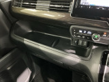 豊富に在庫を取り揃えています。 軽自動車からミニバン、セダン、SUV、話題のハイブリッド車などなど続々入荷中です!