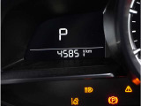 【全国登録納車可能】でございます。ご自宅や勤務先など、お客様のもとまで責任を持ってお運びいたします。