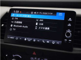 ◆チップアップ&ダイブダウン機構付リアシート◆倒して、はね上げて。変化するシートで空間を乗る人に合わせて有効に使えます!