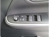 ここ最近のお車には、標準装備になって来ていますパワーウィンドウ付いています♪お子様のいたずらを防止してくれるロックも付いていてとても便利ですよね(^^)