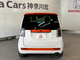 見通しの良い運転席回りとなっておりますので安心して運転をして頂けます!窓が大きいので明るく開放的な室内です