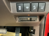 高速道路のご利用時にとても便利なETC車載器付。利用には車両情報を登録する「セットアップ」が別途必要です。
