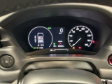速度計周りもデザインがイイですよ!