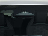 TOYOTA SAFETY SENSEは道路状況、車両状態、天候状態及びドライバーの操作状況などによっては、作動しない場所があります。