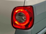 丸目で愛嬌のあるデザインのLEDリヤコンビネーションランプ(LEDストップランプ)が省電力・長寿命化を実現。