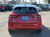 ご契約から納車まで担当営業を中心に、各スタッフ全員協力の上、迅速に進めさせていただきます。契約後車庫証明等の手続き中に、納車前車検又は点検をさせていただき、ご納車の準備をさせていただきます。