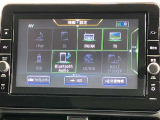 高性能で使いやすい日産純正ナビゲーションです。フルセグTVも鑑賞出来るしBluetooth機能付なのでお手持ちの携帯電話でハンドフリー通話も出来ます。