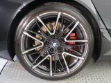 BMWならではの卓越した走りを支えるホイールと足回りです!