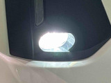 LEDフォグランプ(LEDイルミネーション付き)が LEDの明るい光が霧の発生や悪天候時に視界確保をサポートします!