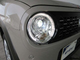 丸目でおしゃれな印象のLEDヘッドライト