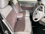フロントシートです。シートは車両から取り外して徹底洗浄!安心してお座りいただけます!