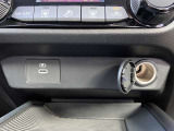 USB電源ソケット(TypeC)、電源ソケット(DC12V)が付いています。