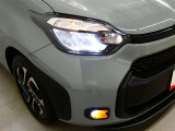 LEDヘッドライトです。デザイン性がよくとても明るいので、夜間の走行や悪天候でも安心です。しかも長寿命!