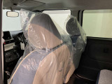 中古車は一物一価、同じようなお車でも、整備状況、外内装の状態など様々です。