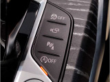 プッシュスタートの最大のメリットは「防犯対策」です。スマートキーと車のIDが合致しないとエンジンは始動させることができません。