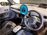 ミニ独特のゴーカートフィーリングと呼ばれる軽快なハンドリングはAT車、MT車のどちらでも楽しめます。