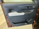 新車・中古車の販売だけでなく、メンテナンス(点検、車検、修理)、部品販売、レンタリース、JAF取扱い、損保(自動車保険) 各種保険代理店保険の加入などお車に関することに対応しております。