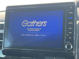 【メーカー純正8インチナビ】インテリアに溶け込むスタイリッシュな「専用設計」メーカーナビを装備♪視認性や操作性など基本性能にも優れ、より上質なカーライフをお楽しみいただけます。