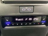 2列目ベンチレーションで夏も涼しく快適!
