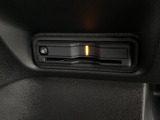 ETCが付いてます。ETC搭載車しか通過できないスマートICが利用できるようになりますよ!現在スマートICの設置箇所も増えてきているので、高速道路利用の幅が広がりますね☆